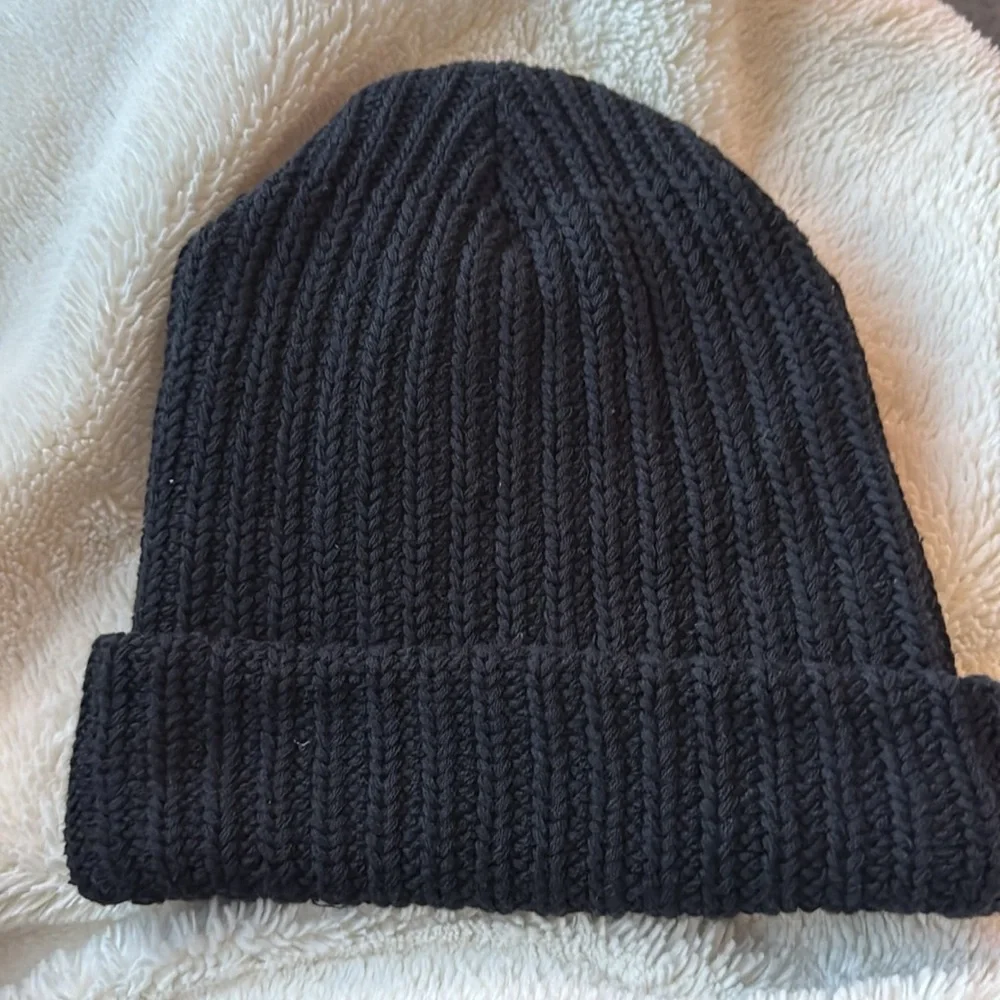 Love Your Melon | Black Unisex Stocking Hat Winter New Without Tags Unworn